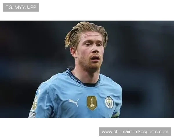 德布劳内连续转身摆脱制造节奏变化，曼城体系更加立体