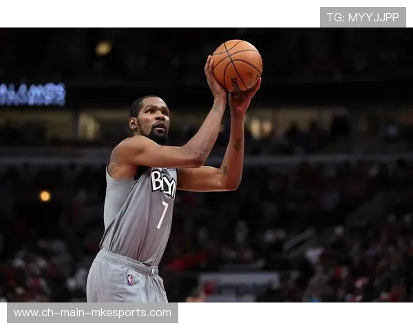 杜兰特终场前强势补篮，篮网在关键一战胜出